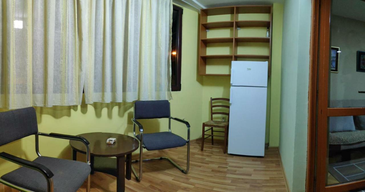 Appartamento Malo Brdo Podgorica Esterno foto